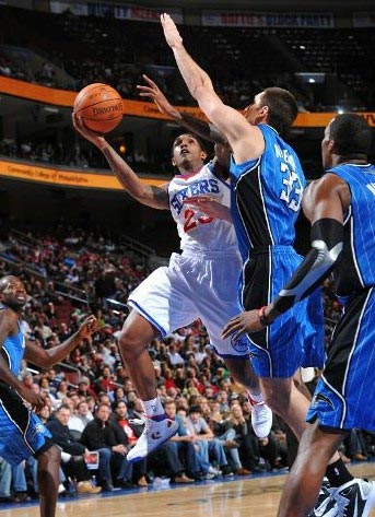 仅仅是球队 仅仅是球队