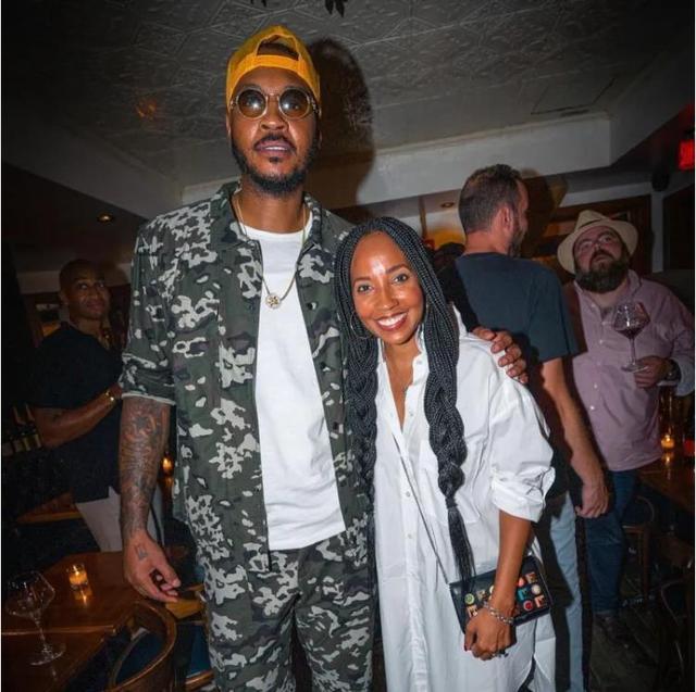 手接球或传 手接球或传